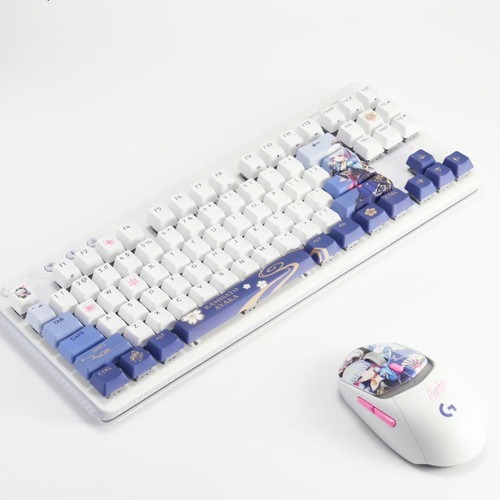 Kamisato Ayaka Genshin Impact gaming keyboard and mouse